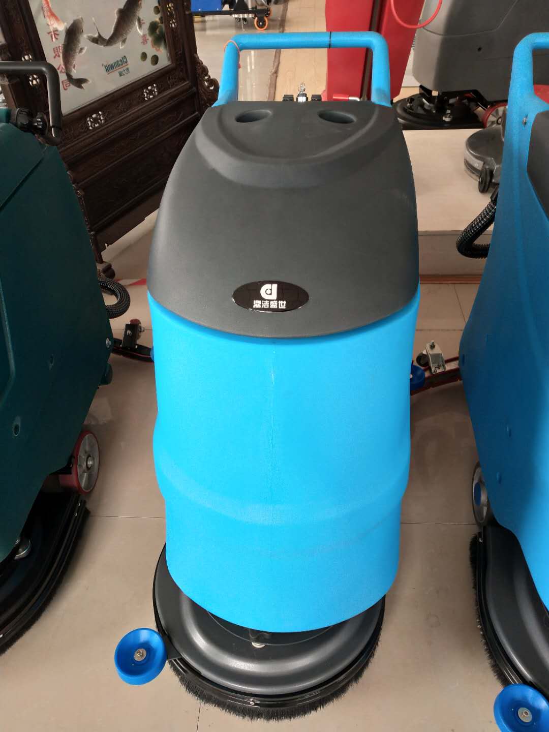  水泥地面的油污用什么能清理掉？是它？ 是它？ 還是它？42